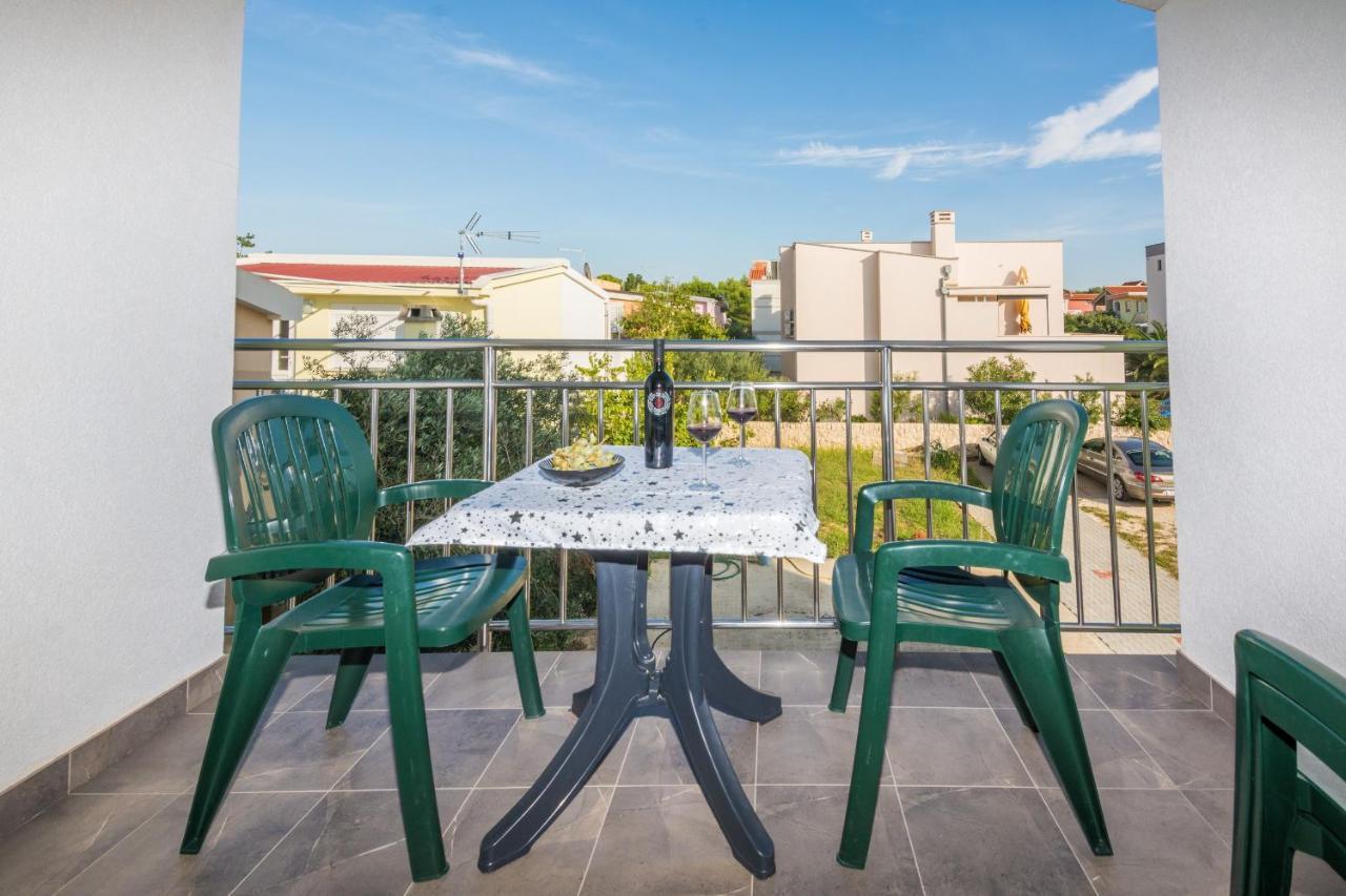 Apartments Silverstar Vir Εξωτερικό φωτογραφία