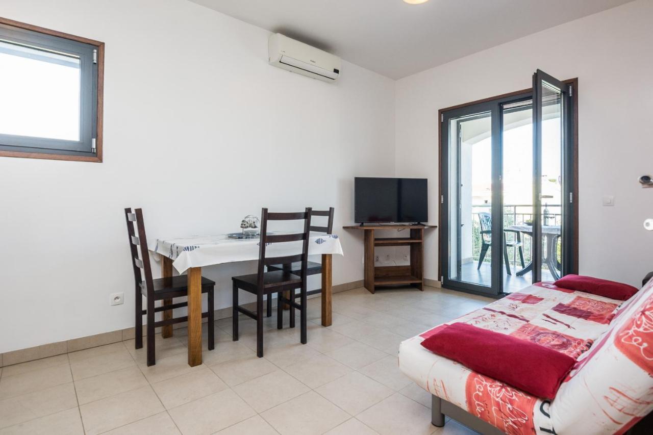 Apartments Silverstar Vir Εξωτερικό φωτογραφία
